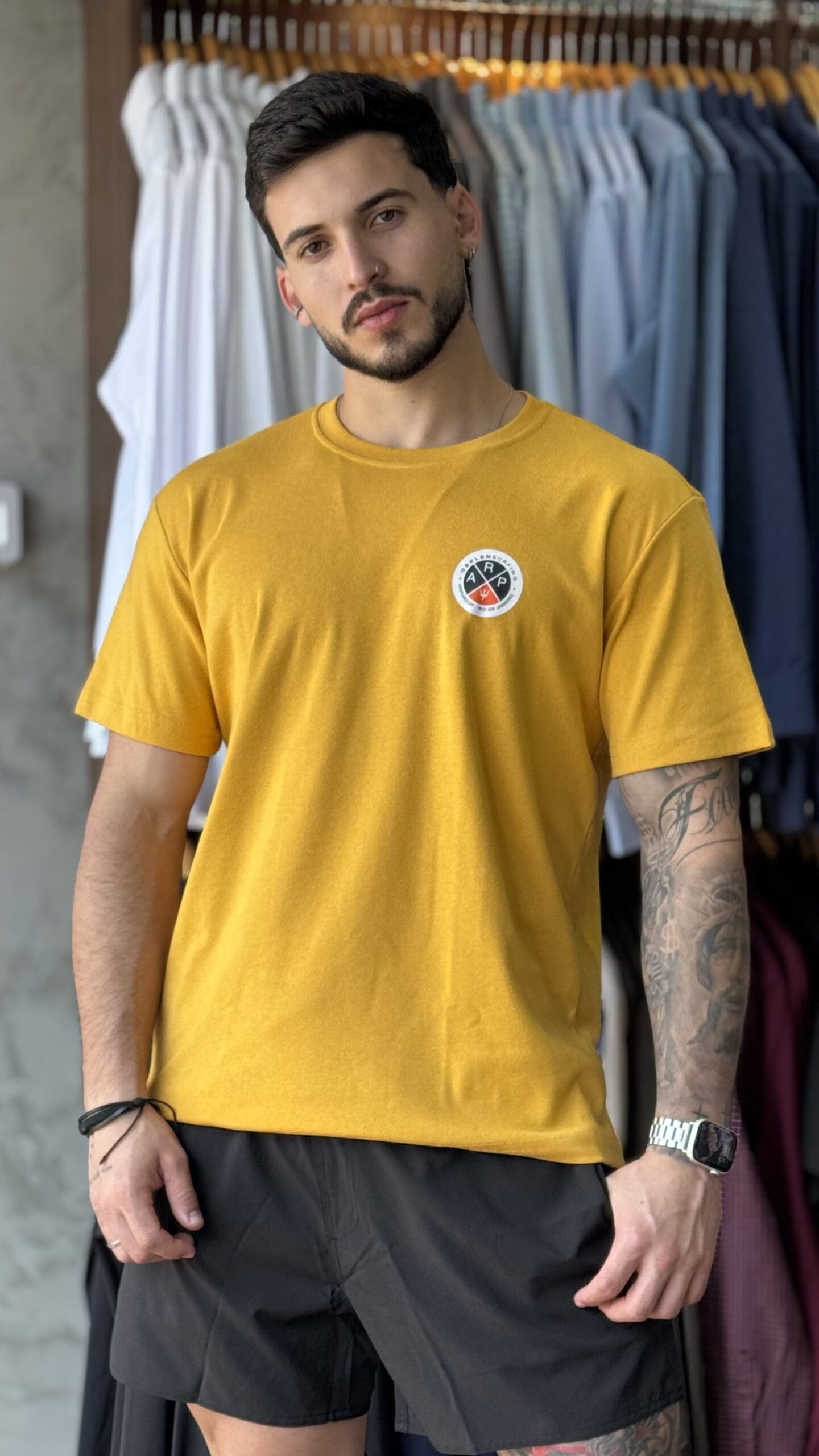 IMG_6302 BIG SHIRT ARP MC AMARELO - Imagem 1