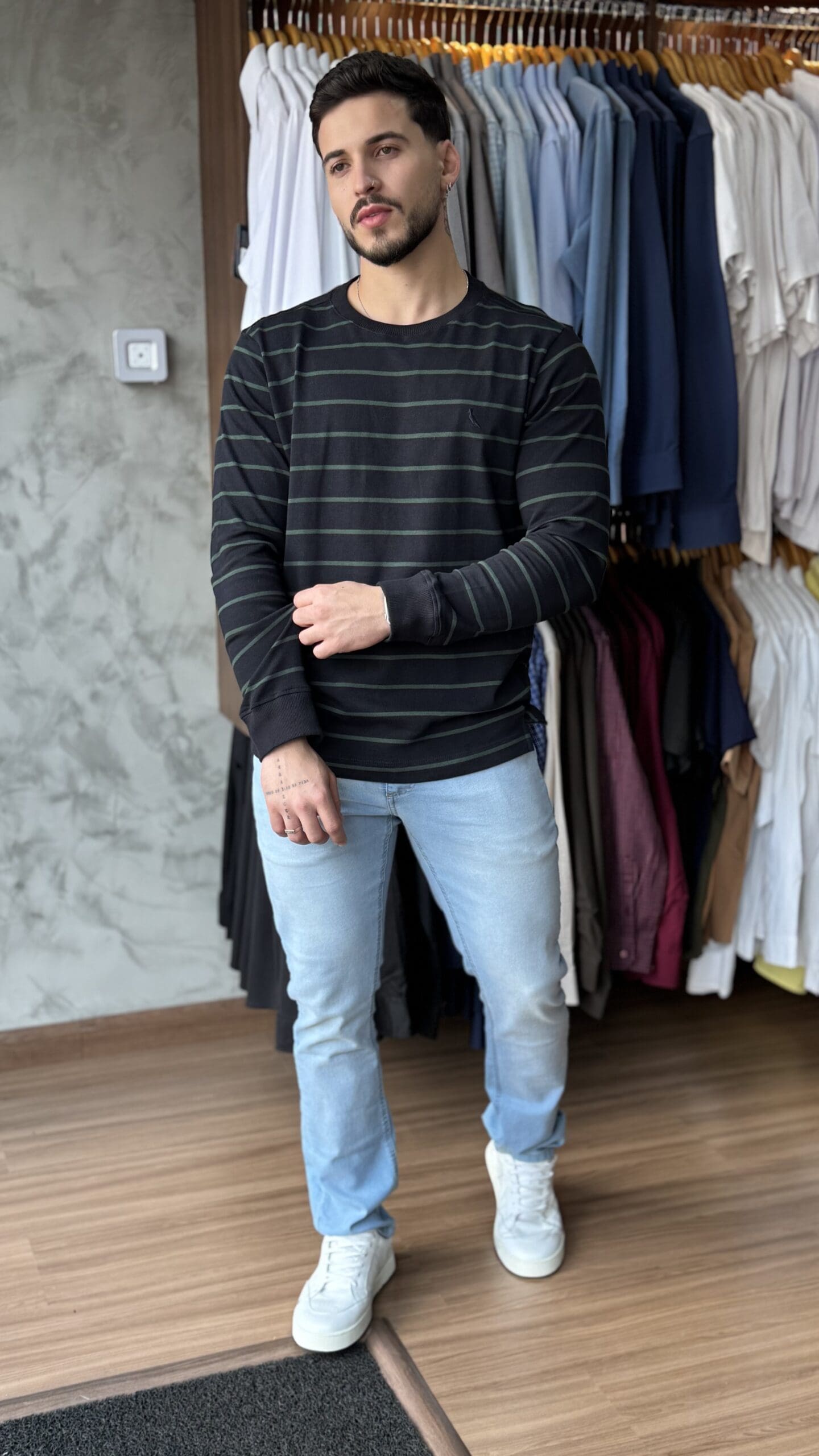 IMG_6367 CAMISETA ML LISTRADO RIB RESERVA (SUÉTER) - Imagem 1