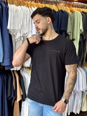 CAMISETA LOGO MINIMAL GOLD