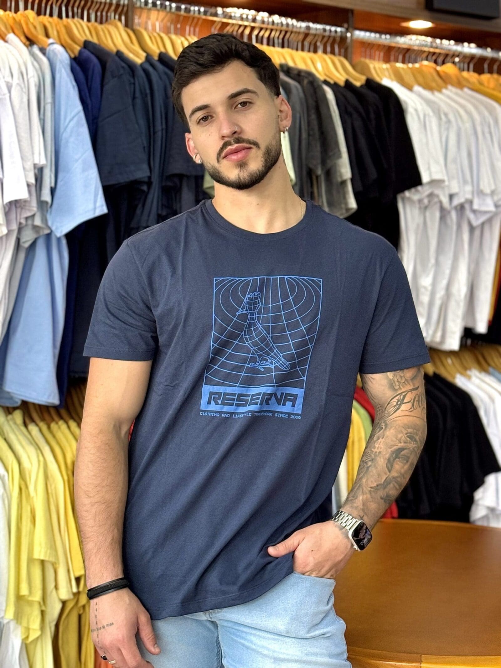 CAMISETA ESTAMPA LIFESTYLE GRID