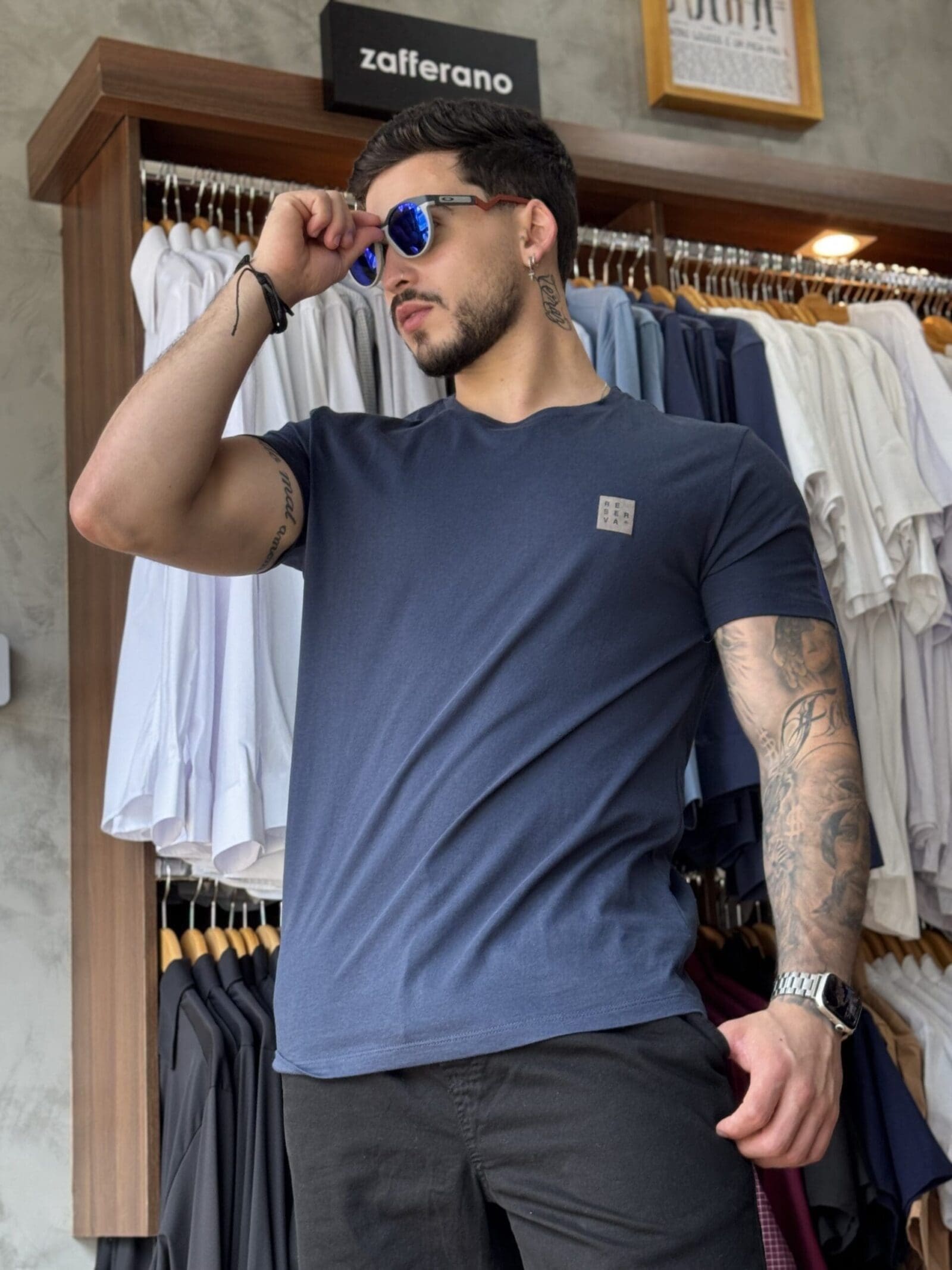 CAMISETA SLIM ESTAMPADA