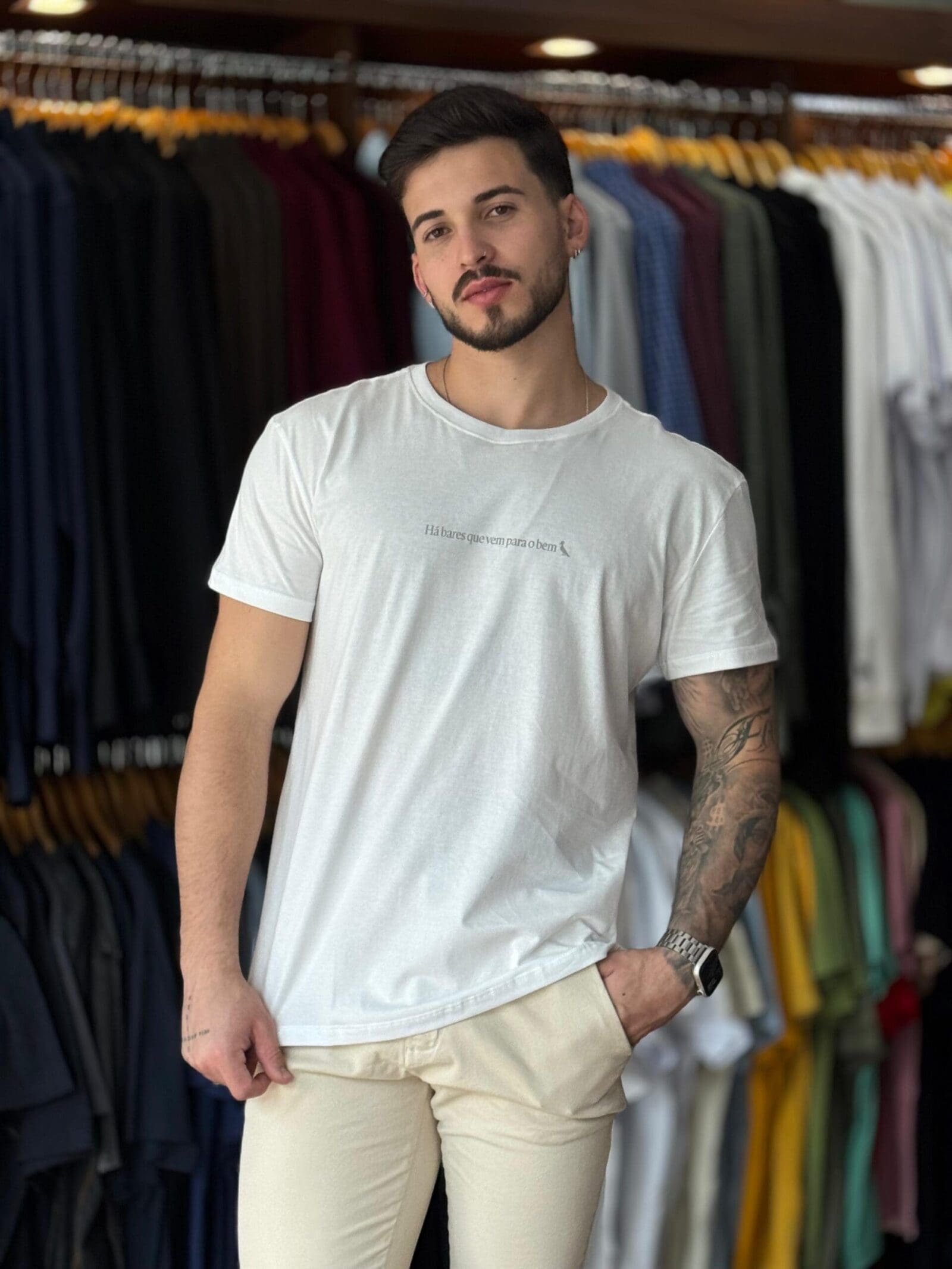 CAMISETA ESTAMPADA HÁ BARES